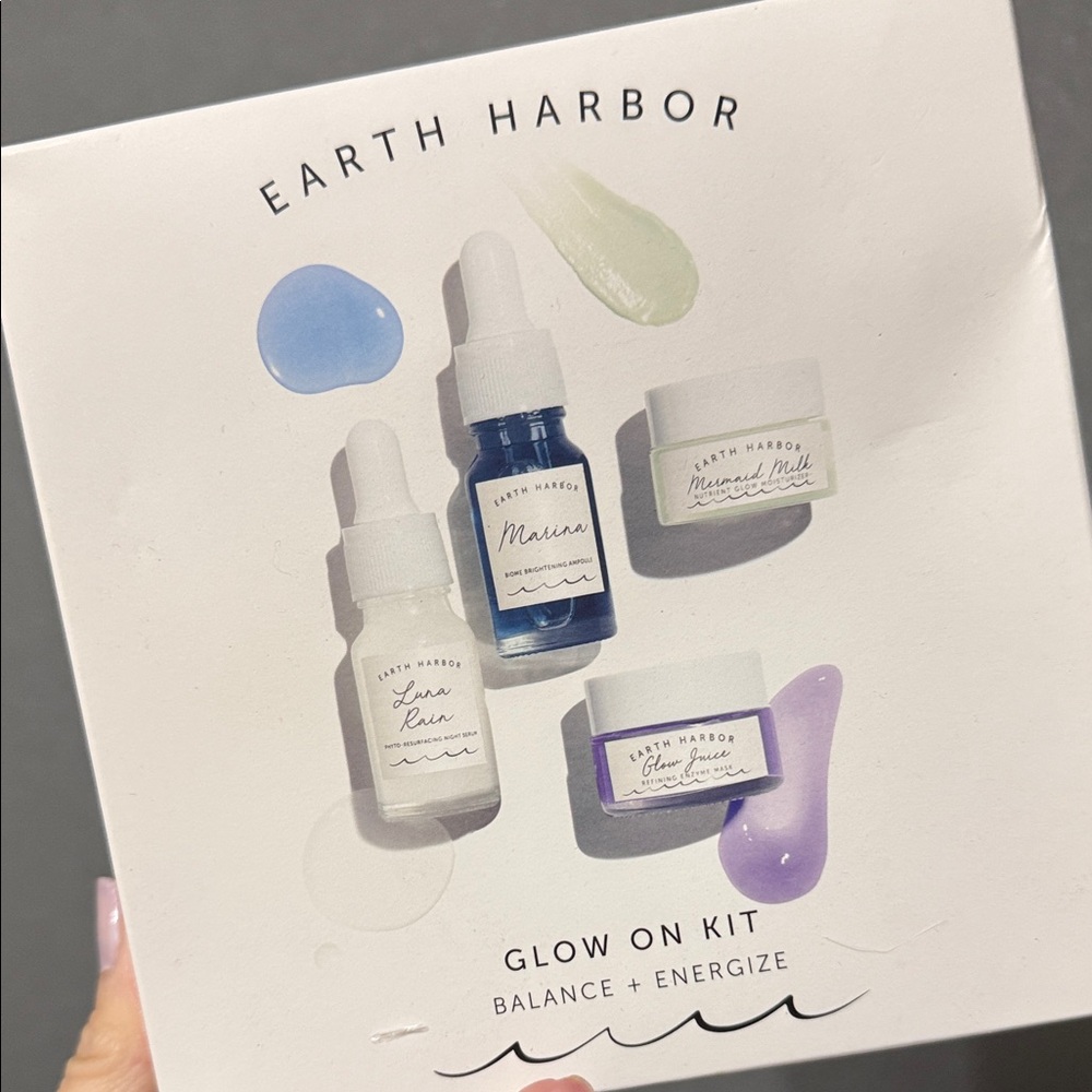 Earth Harbor glow on kit with Serums and Creams